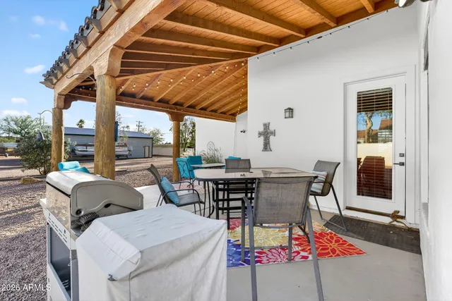 $725,000 | 1557 West Greasewood Street, Apache Junction, AZ 85120