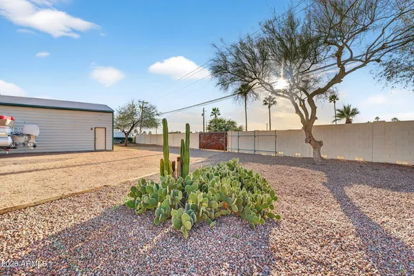 $725,000 | 1557 West Greasewood Street, Apache Junction, AZ 85120