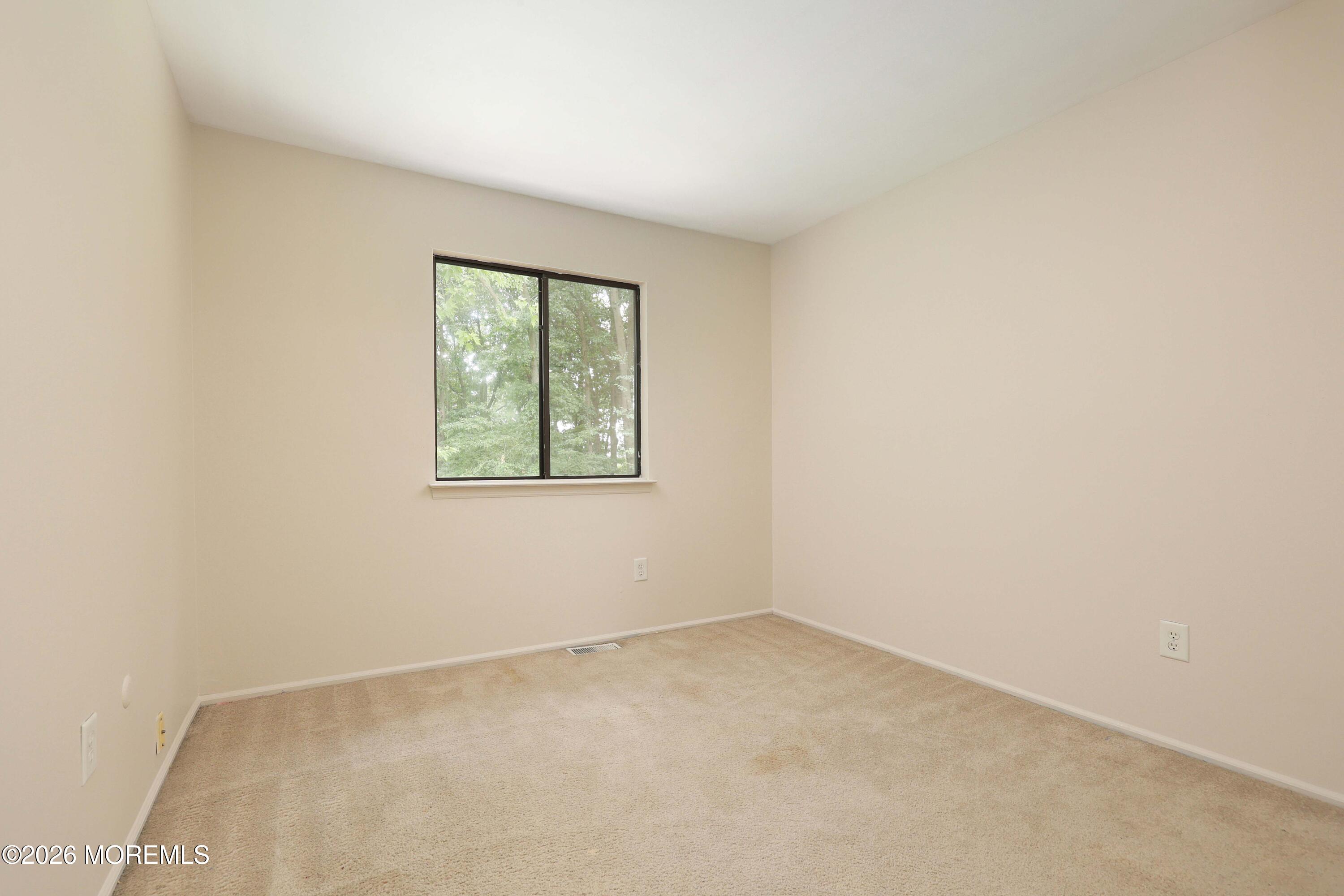 7 Wren Way Howell, NJ 07731 - Photo 15 of 30 758A1524