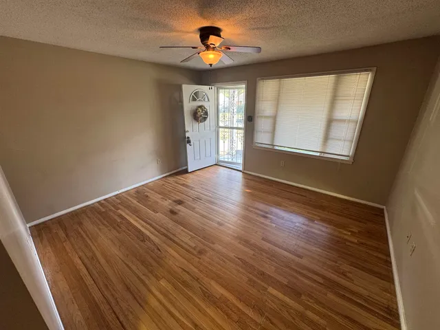 $1,445 | 4914 Durbin Avenue, Memphis, TN 38122