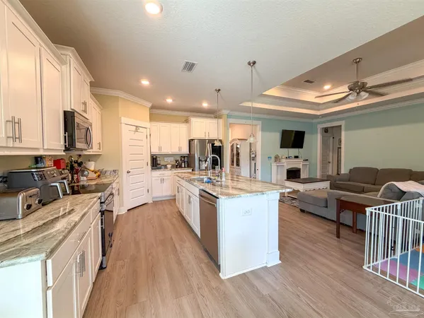 $2,550 | 12509 Windsor Drive, Pensacola, FL 32506