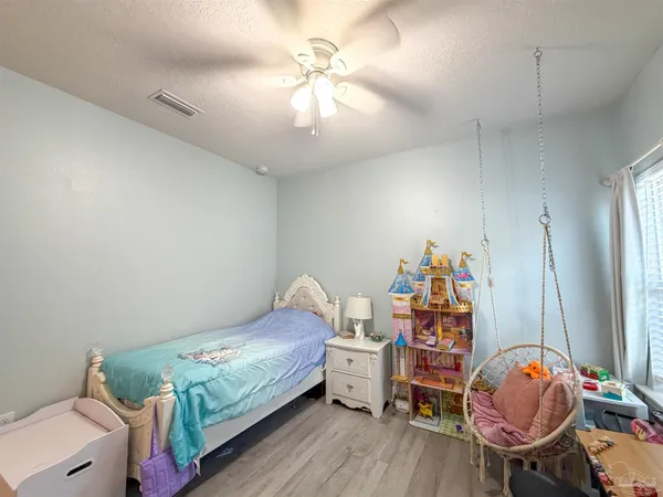 $2,550 | 12509 Windsor Drive, Pensacola, FL 32506