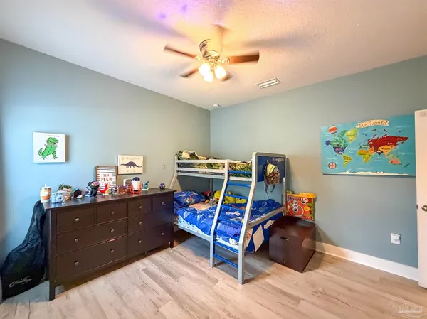 $2,550 | 12509 Windsor Drive, Pensacola, FL 32506