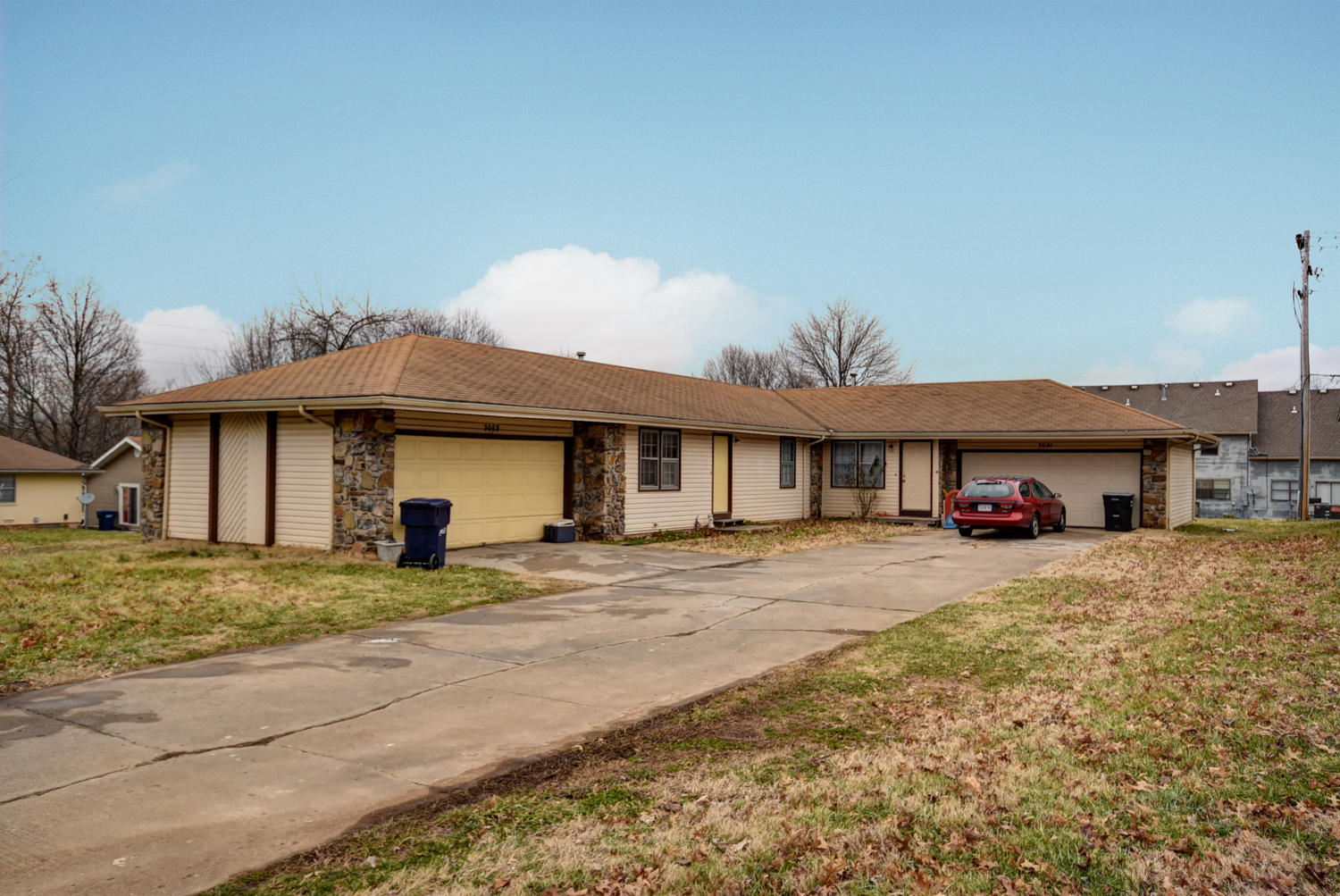 3051-3053 West Roxbury Street Springfield, MO 65807 - Photo 1 of 1 3051 & 3053 Roxbury-1