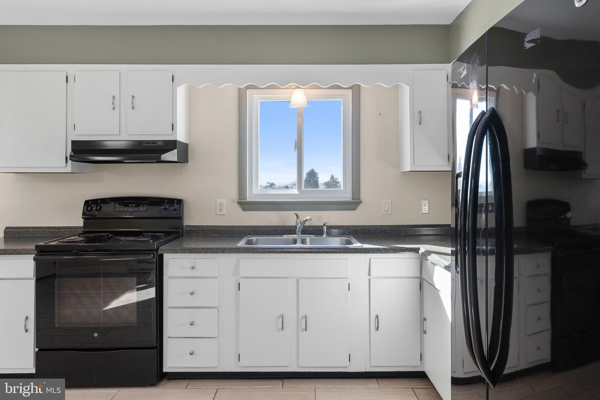 4717 County Line Road Winfield, PA 17889 - Photo 13 of 27 Kitchen - Great Cabinet space