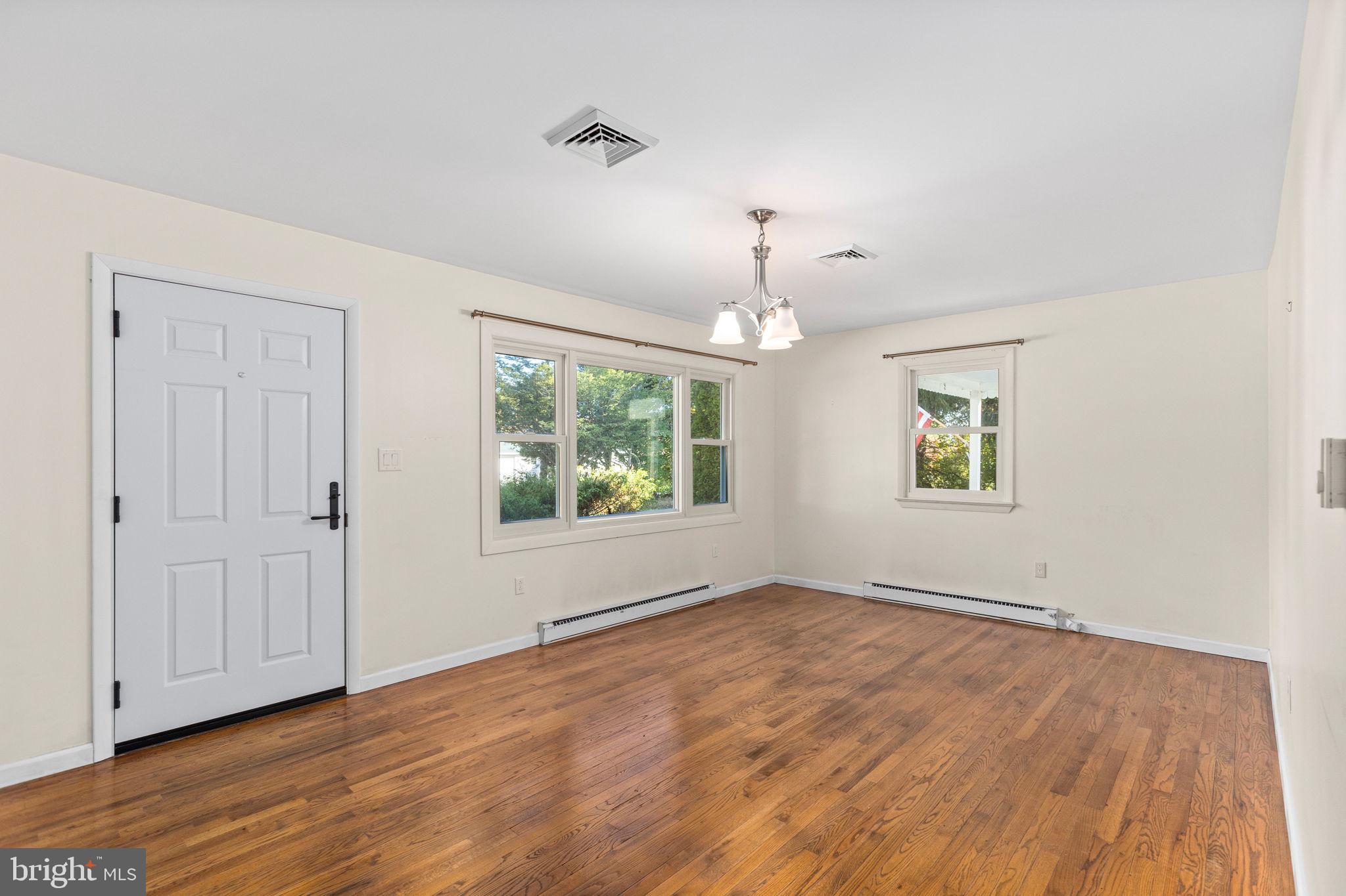 4717 County Line Road Winfield, PA 17889 - Photo 18 of 27 Living Room