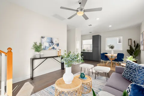 $480,000 | 2827 Manor Road, Unit 3105, Austin, TX 78722