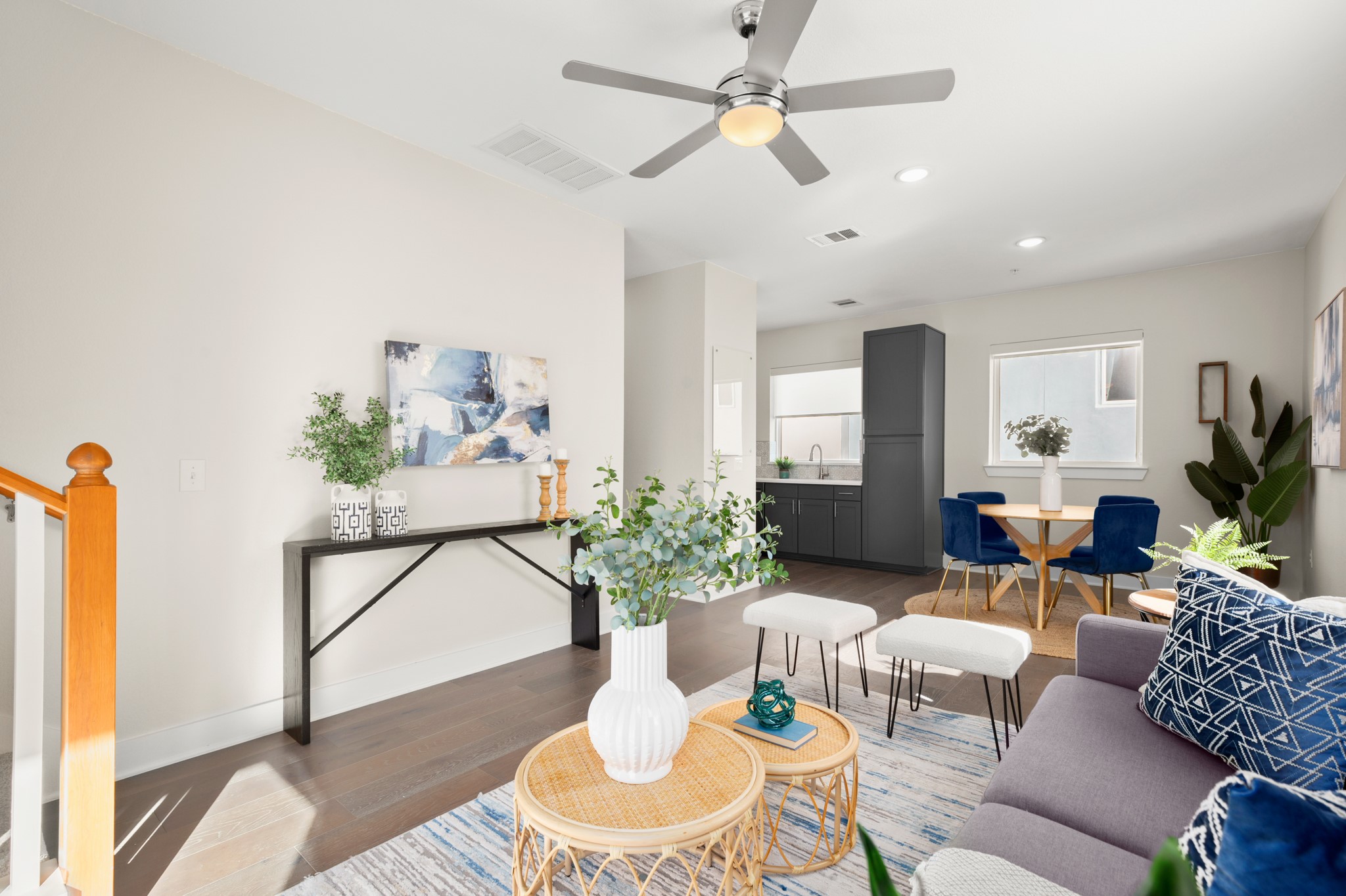 Stylish, modern townhome in vibrant East Austin, just minutes from Mueller and a quick 10 min drive to downtown.