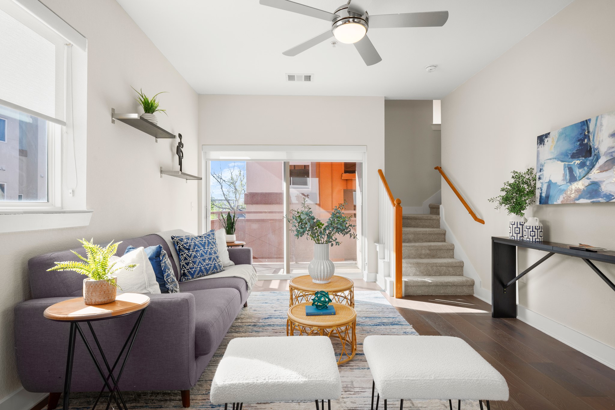 2827 Manor Road, Unit 3105 Austin, TX 78722 - Photo 4 of 26 a living room with furniture and a large window