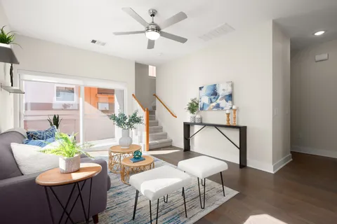 $480,000 | 2827 Manor Road, Unit 3105, Austin, TX 78722