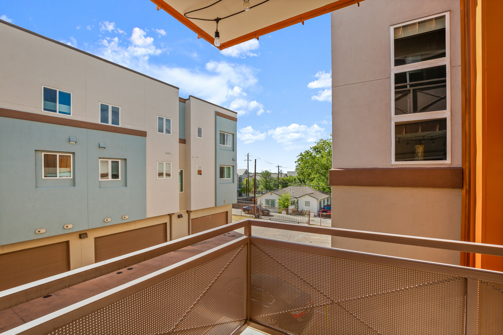 2827 Manor Road, Unit 3105 Austin, TX 78722 - Photo 10 of 26 a view of a living room with a large window