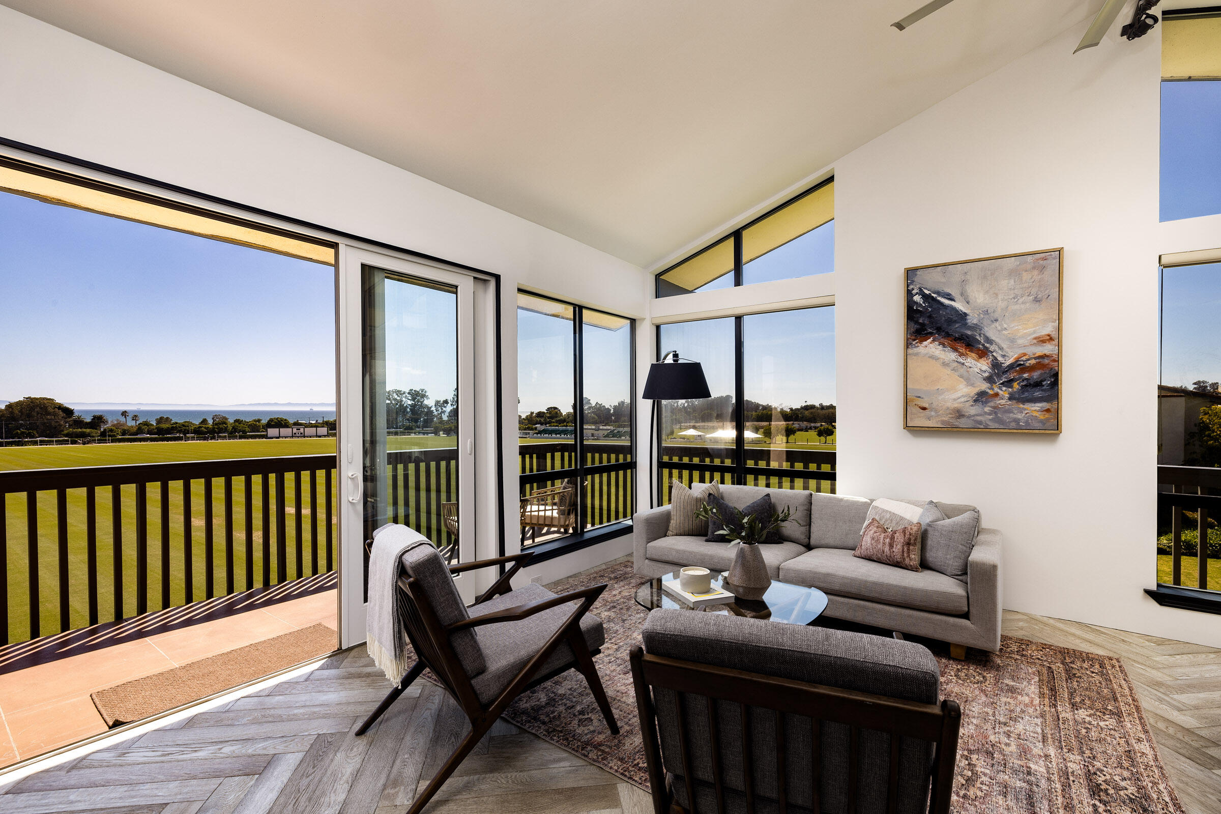3375 Foothill 134_0002