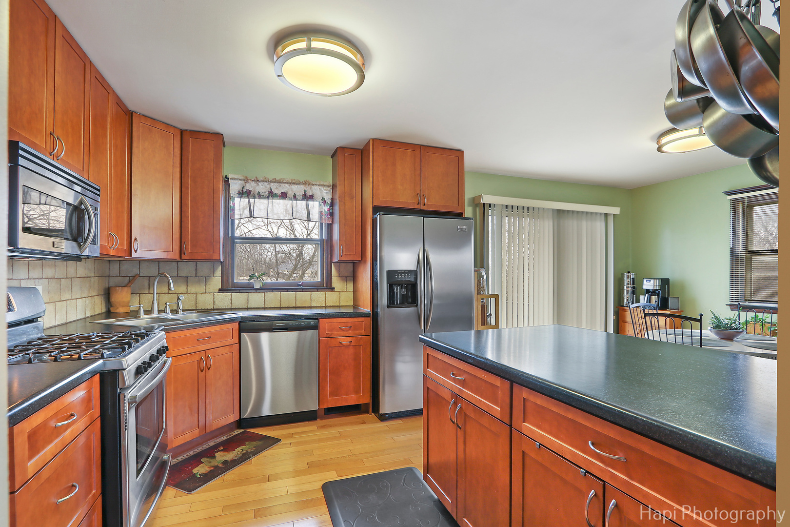 23605 West Bayview Road Antioch, IL 60002 - Photo 9 of 33 Gallery Image 9