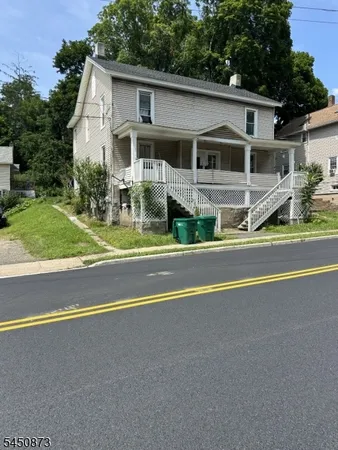 $2,200 | 9 East Main Street, Unit 9, Sussex, NJ 07461