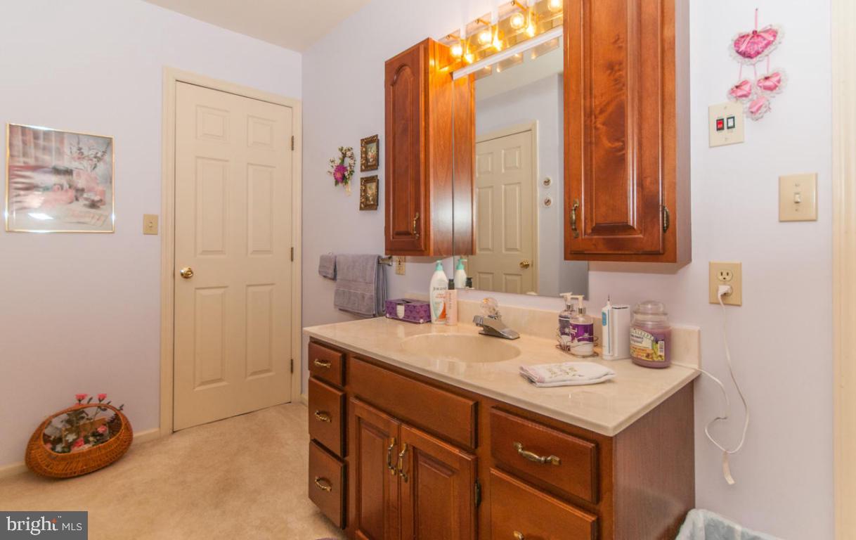 400 Snyder Road Lititz, PA 17543 - Photo 13 of 23 Gallery Image 13