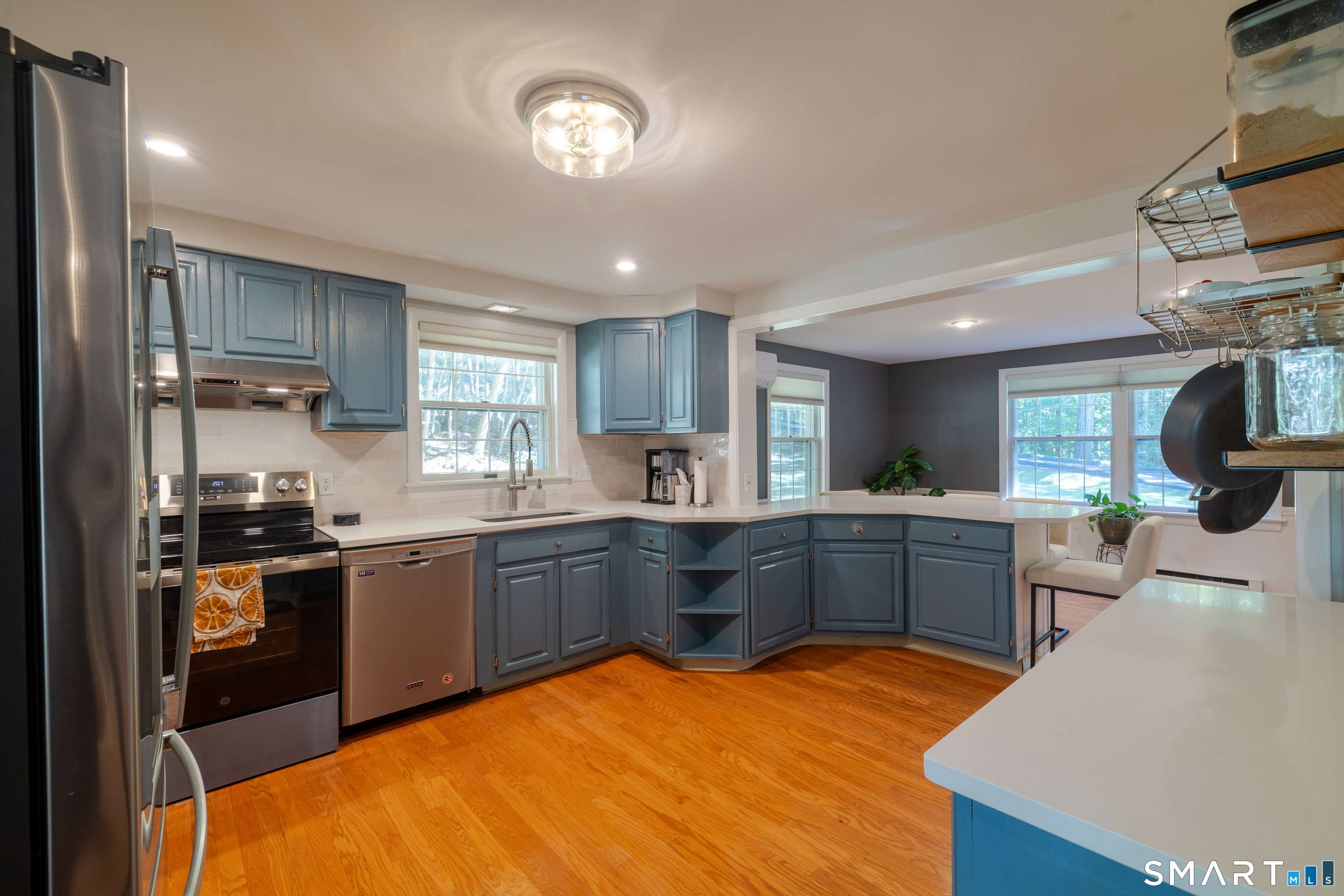 43 Whitney Road Groton, CT 06355 - Photo 14 of 34 Gallery Image 14