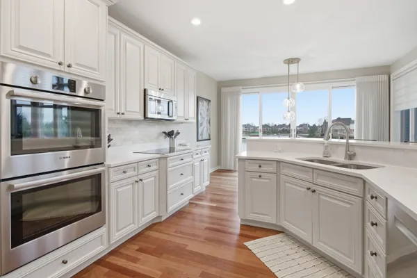 $1,775,000 | 18356 Clairmont Circle West, Northville, MI 48168