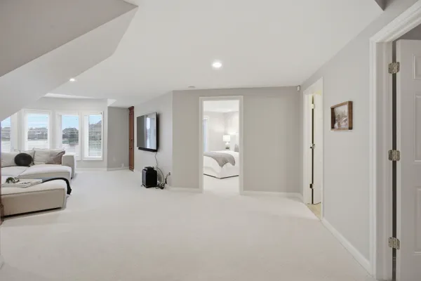 $1,775,000 | 18356 Clairmont Circle West, Northville, MI 48168