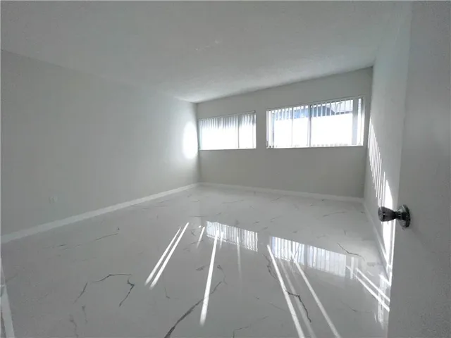 $3,000 | 701 North Pine Island Road, Unit 303, Plantation, FL 33324