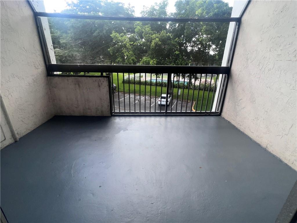 701 North Pine Island Road, Unit 303 Plantation, FL 33324 - Photo 7 of 20