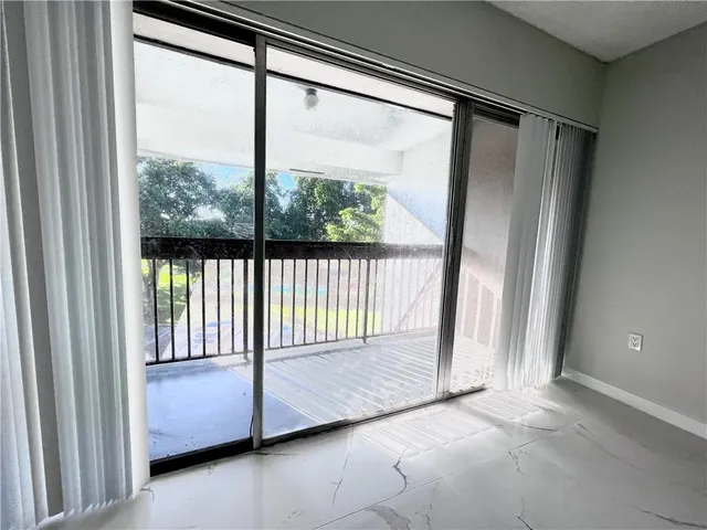 $3,000 | 701 North Pine Island Road, Unit 303, Plantation, FL 33324