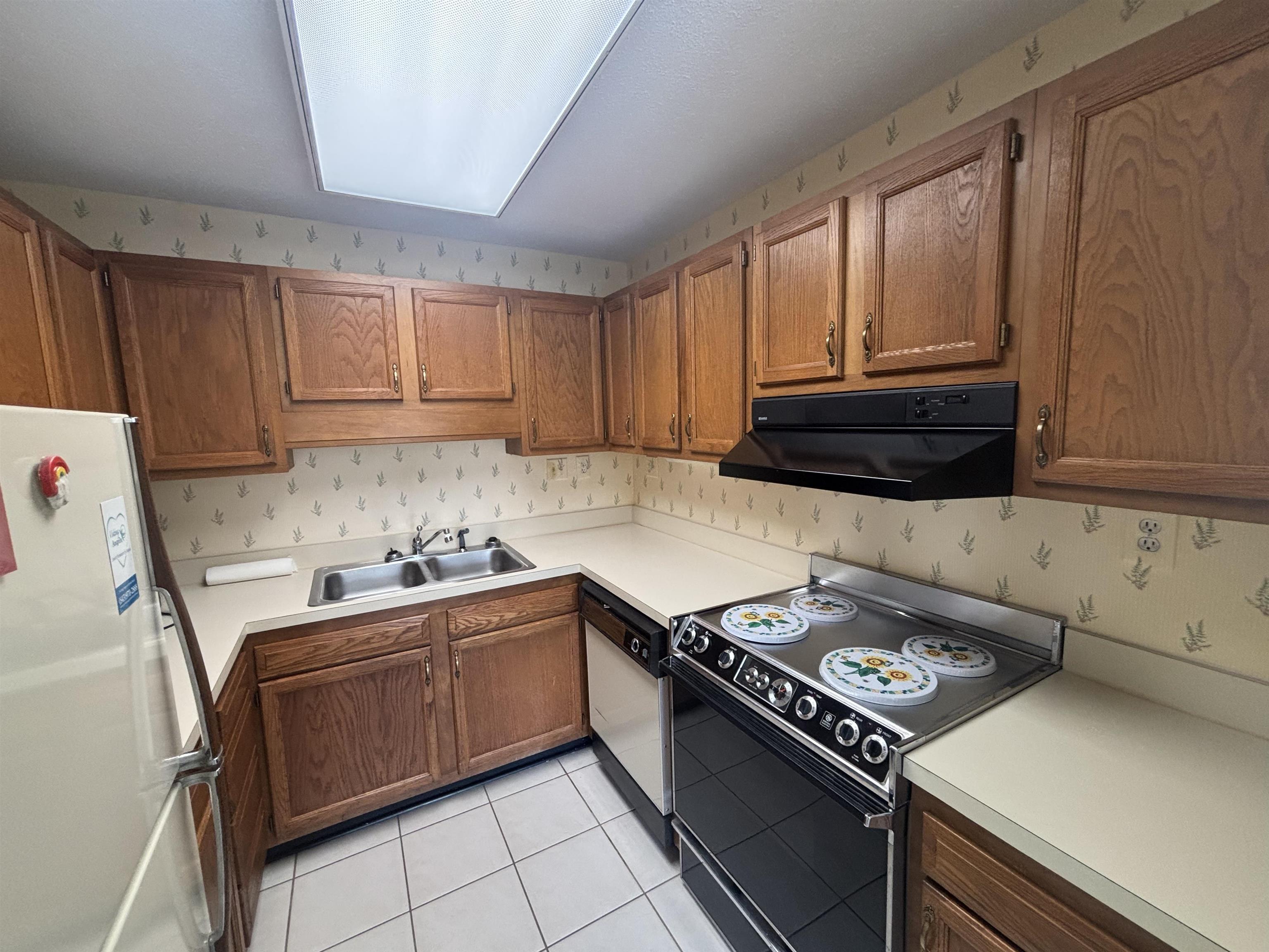 5001 Little River Road, Unit E410 Myrtle Beach, SC 29577 - Photo 6 of 19