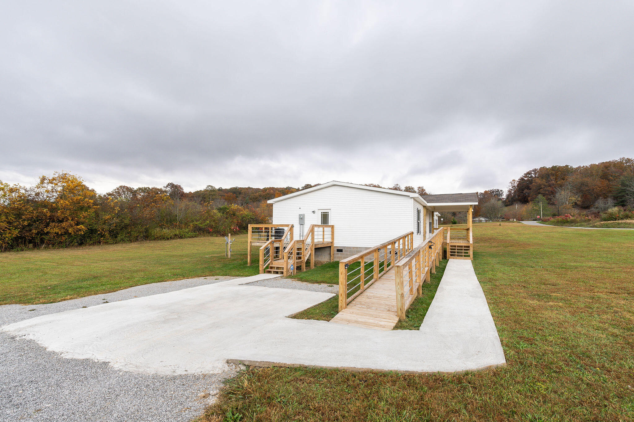 673 Aaron Davis Lane Speedwell, TN 37870 - Photo 37 of 41 39