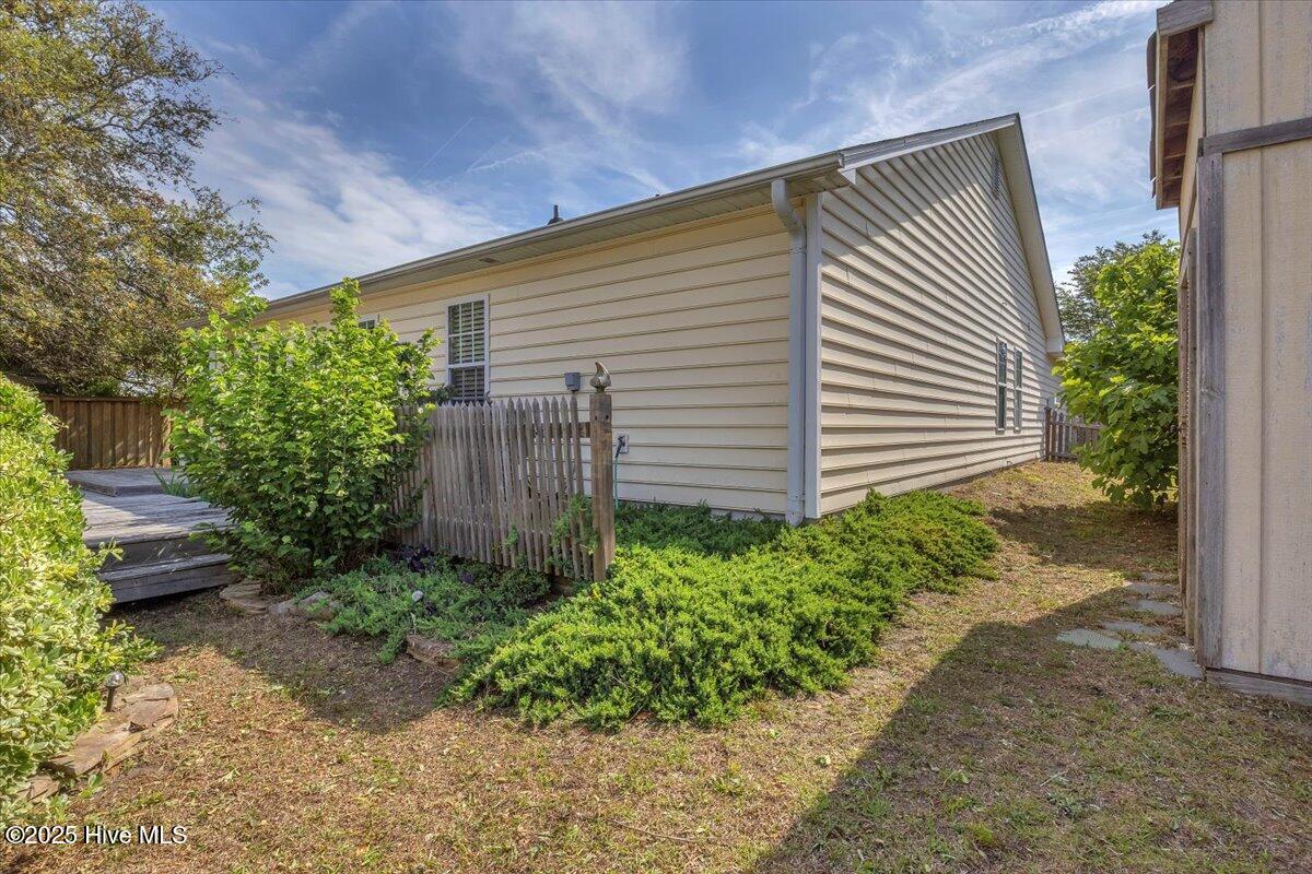 6604 Stoddard Road Wilmington, NC 28412 - Photo 21 of 23 Fenced-In Backyard
