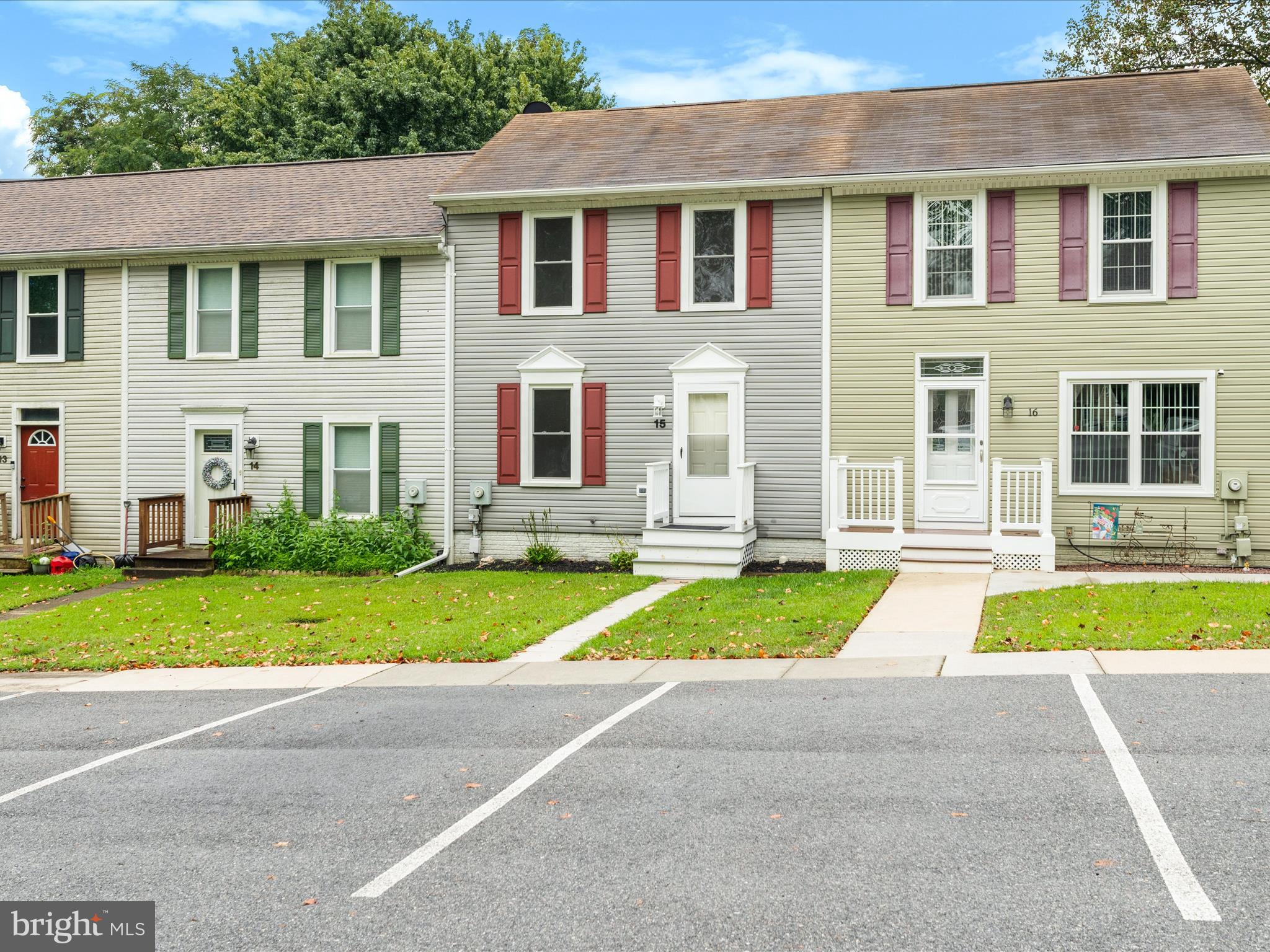 15 Rouzer Court Thurmont, MD 21788 - Photo 7 of 45 15 Rouzer Ct-002