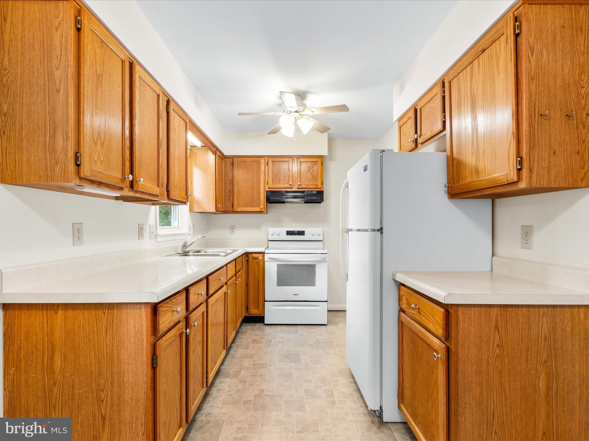 15 Rouzer Court Thurmont, MD 21788 - Photo 9 of 45 15 Rouzer Ct-013
