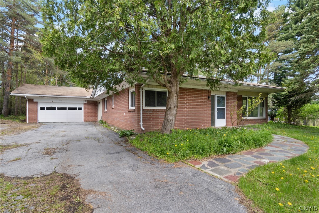 4155 Makyes Road Onondaga, NY 13215 - Photo 1 of 23