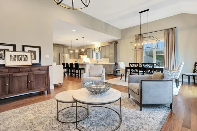 $750,000 | 24 Del Ray Drive, Windham, NH 03087