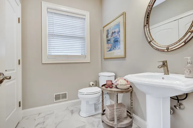 $750,000 | 24 Del Ray Drive, Windham, NH 03087