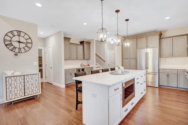 $750,000 | 24 Del Ray Drive, Windham, NH 03087