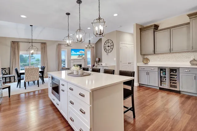 $750,000 | 24 Del Ray Drive, Windham, NH 03087