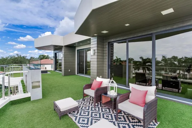 $7,890,000 | 5131 West Neptune Way, Tampa, FL 33609