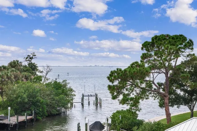$7,890,000 | 5131 West Neptune Way, Tampa, FL 33609