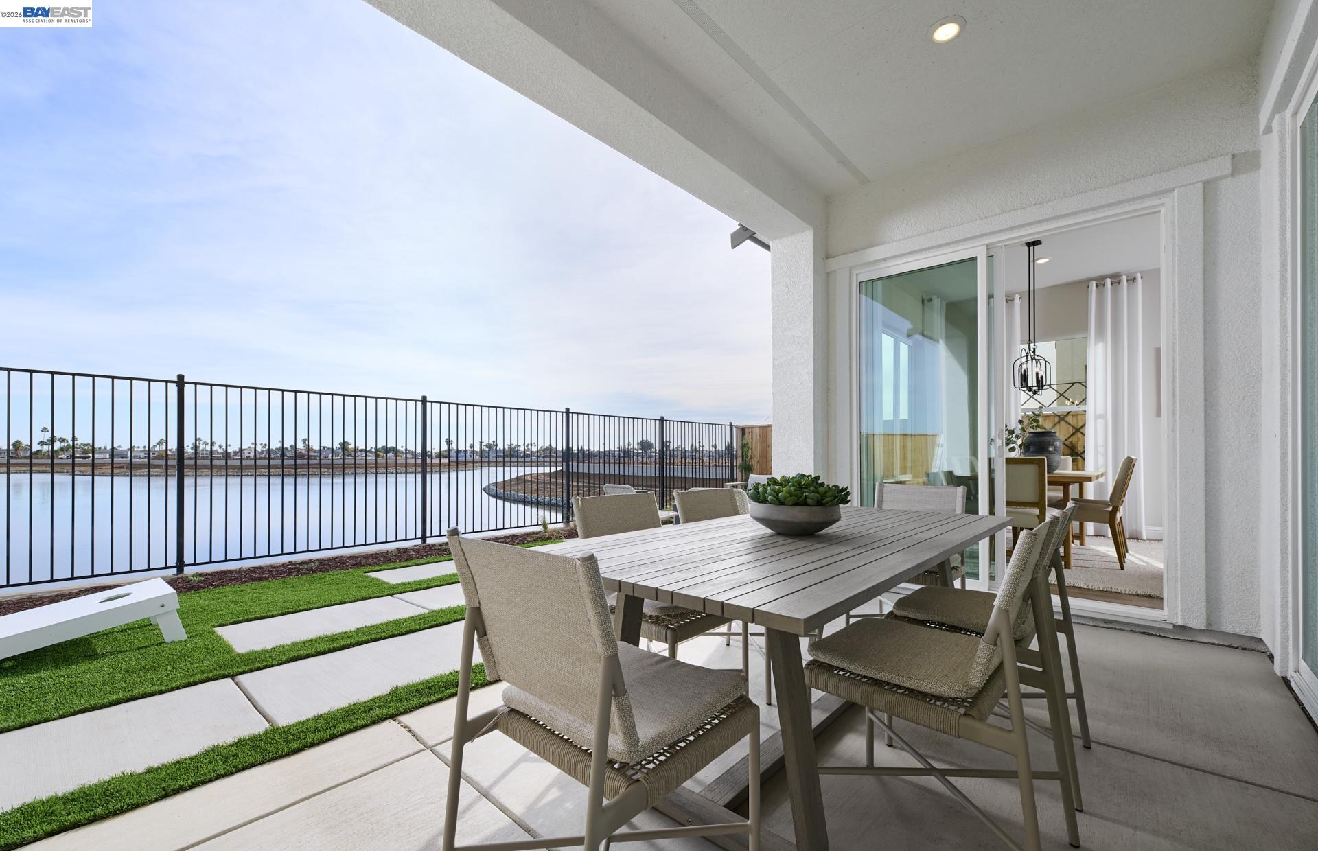 586 Lee Loop Discovery Bay, CA 94505 - Photo 4 of 8