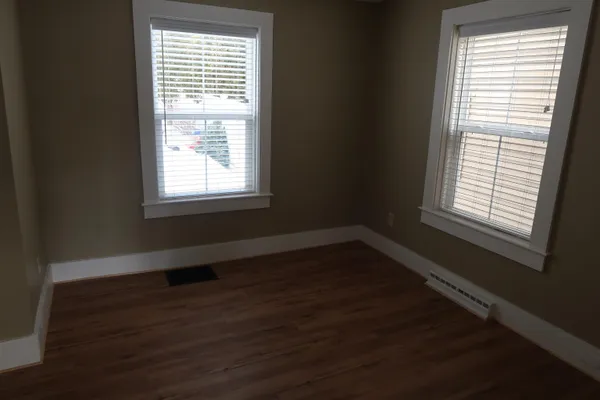 $2,495 | 5 Green Street, Exeter, NH 03833