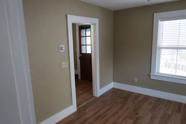 $2,495 | 5 Green Street, Exeter, NH 03833