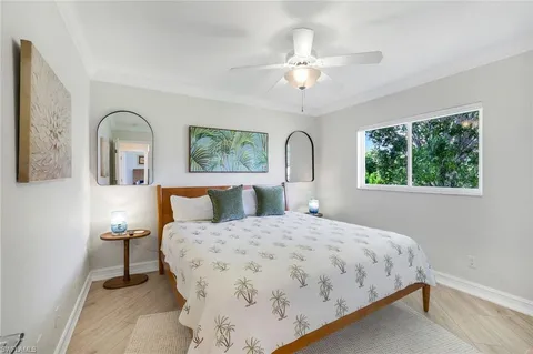 $1,295,000 | 711 Tigertail Court, Marco Island, FL 34145