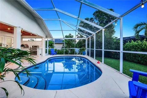 $1,295,000 | 711 Tigertail Court, Marco Island, FL 34145