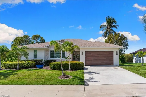 $1,249,000 | 711 Tigertail Court, Marco Island, FL 34145
