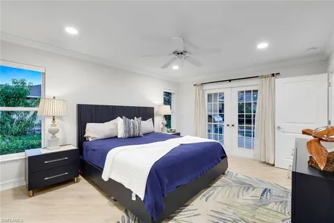 $1,295,000 | 711 Tigertail Court, Marco Island, FL 34145