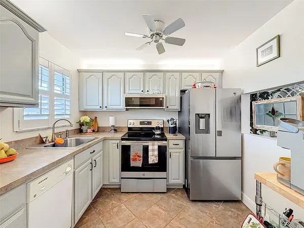 $125,000 | 6570 Royal Palm Boulevard, Unit 312, Margate, FL 33063