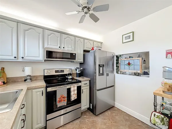 $125,000 | 6570 Royal Palm Boulevard, Unit 312, Margate, FL 33063
