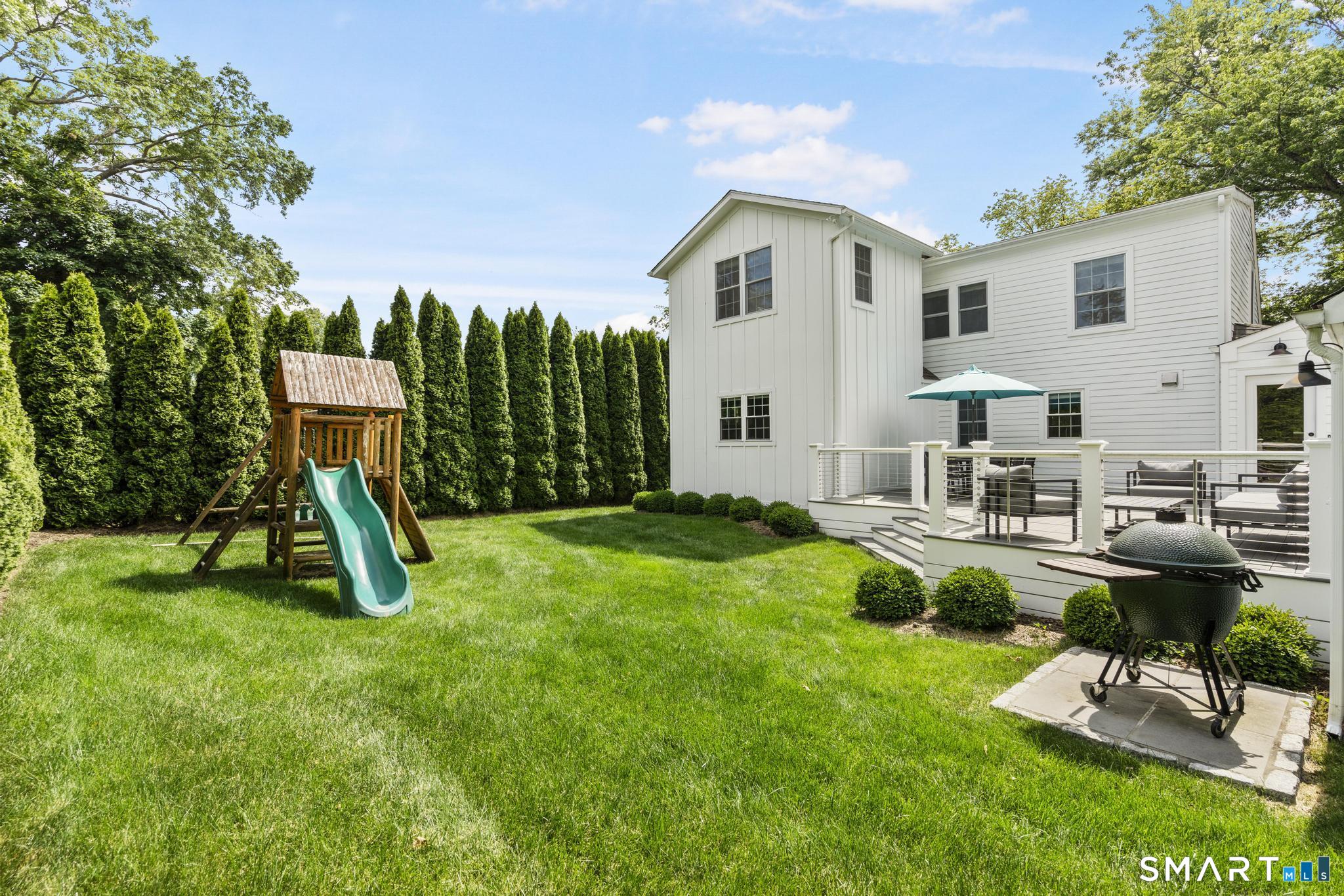 170 Dunnlea Road Fairfield, CT 06824 - Photo 31 of 35