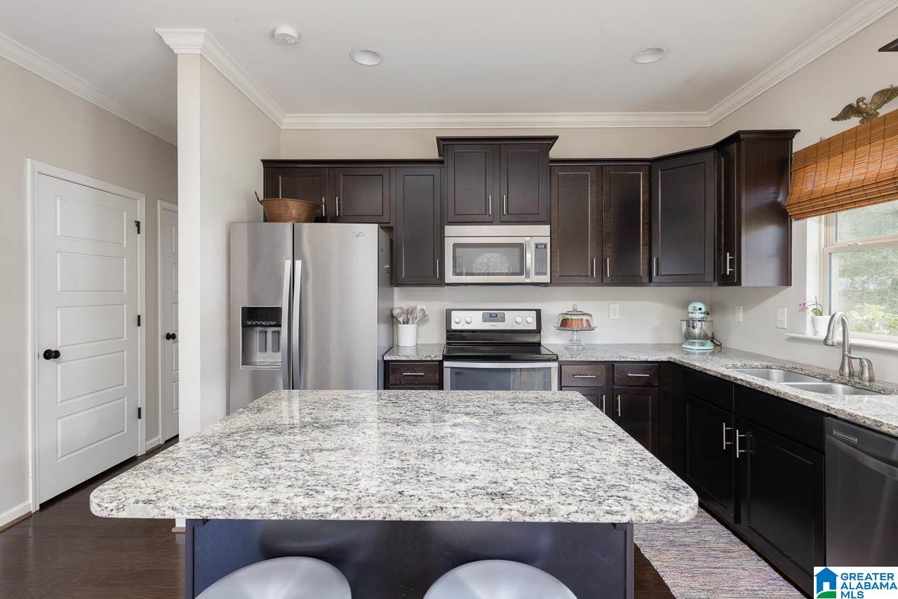 235 Falling Waters Way Alabaster, AL 35114 - Photo 11 of 35 Gallery Image 11