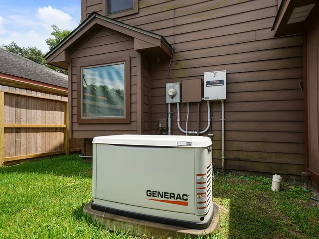 a view of a back yard of the house