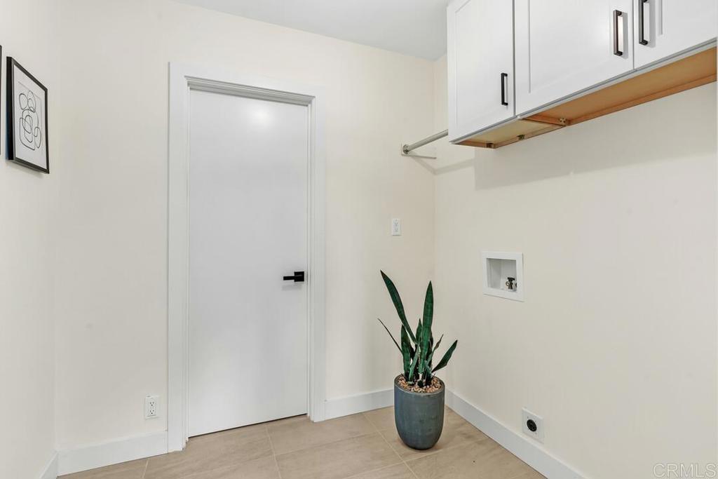 1165 Oak Drive Vista, CA 92084 - Photo 28 of 33 a view of small space with potted plant